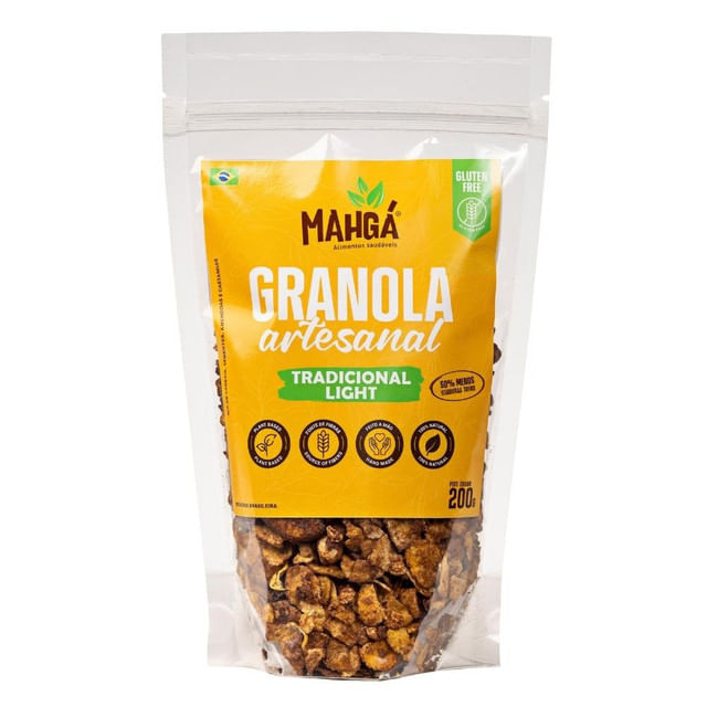 Embalagem-plastica-transparente-de-200g-de-Granola-artesanal-Mahga-Tradicional-Light-com-selo-sem-gluten-e-destaque-para-a-palavra-Granola.