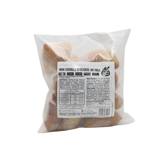 Pacote-de-mini-esfiha-vegana-integral-de-soja-Casa-da-Coxinha-Vegana-embalagem-transparente-com-rotulo-informativo