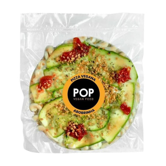 Pizza-vegana-embalada-coberta-com-abobrinha-molho-vermelho-e-farofa-crocante.-Ideal-para-quem-busca-uma-deliciosa-Pizza-Vegana.