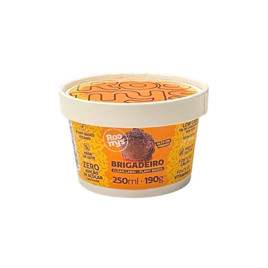 Pote-de-sorvete-vegano-com-tampa-branca-e-embalagem-laranja.-Destacam-se-informacoes-como-zero-acucar-sem-lactose-e-fonte-de-calcio.
