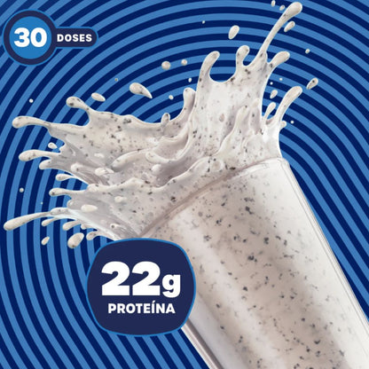 Shake-cremoso-de-bold-whey-cookies-cream-sendo-preparado-com-destaque-para-a-textura-e-quantidade-de-proteina