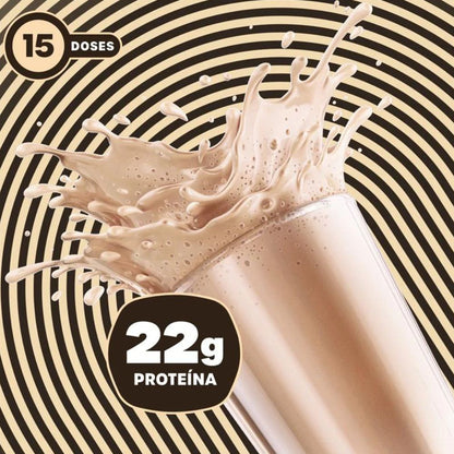 Copo-com-shake-cremoso-sendo-preparado-com-bold-whey-milkshake-de-baunilha-destacando-22g-de-proteina-por-dose
